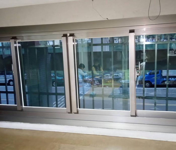 高雄市苓雅區客廳氣密窗_施工後 客廳氣密窗_施工後